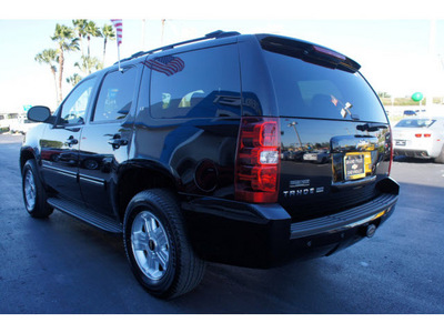 chevrolet tahoe 2009 black suv lt flex fuel 8 cylinders 2 wheel drive automatic 33177