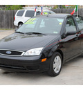 ford focus 2007 black sedan zx4 se gasoline 4 cylinders front wheel drive automatic 77018