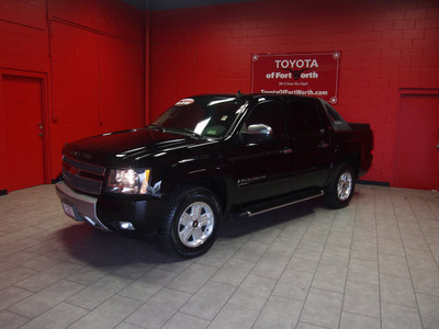 chevrolet avalanche 2008 black suv z 71 flex fuel 8 cylinders 4 wheel drive automatic 76116