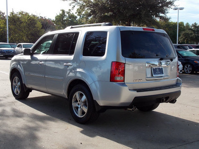 honda pilot 2011 silver suv ex l gasoline 6 cylinders front wheel drive automatic with overdrive 77074