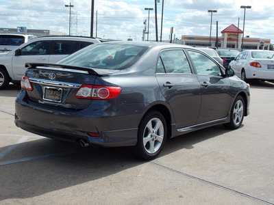 toyota corolla 2012 gray sedan s 4 cylinders automatic with overdrive 77074
