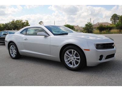 chevrolet camaro 2013 silver ice metallic coupe lt coupe gasoline 6 cylinders rear wheel drive automatic 77090
