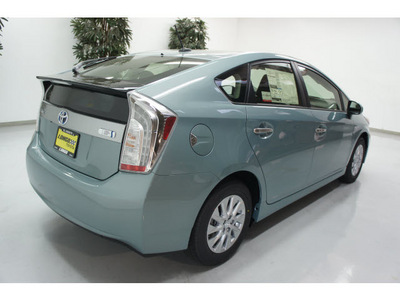 toyota prius 2012 lt  blue plug in hybrid advanced 4 cylinders not specified 91731