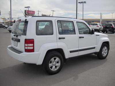 jeep liberty 2011 white suv sport 6 cylinders automatic 79925