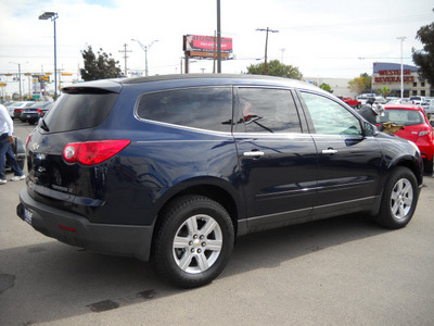 chevrolet traverse 2011 blue 6 cylinders automatic 79925