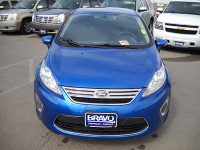 ford fiesta 2011 blue sedan gasoline 4 cylinders front wheel drive automatic 79925