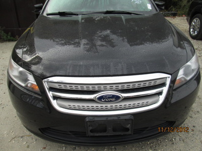 ford taurus