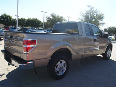 ford f 150 2011 beige xlt flex fuel 6 cylinders 2 wheel drive automatic 76011