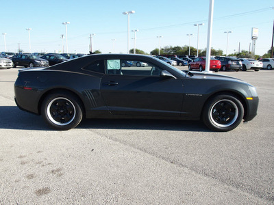 chevrolet camaro 2013 dk  gray coupe ls gasoline 6 cylinders rear wheel drive automatic 78009