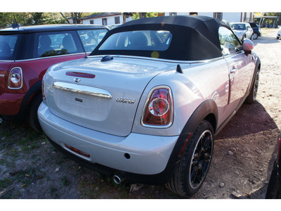 mini cooper roadster 2013 silver gasoline 4 cylinders front wheel drive 6 speed manual 78729