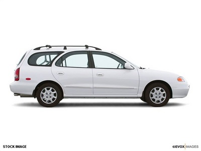 hyundai elantra 2001 sedan gls gasoline 4 cylinders front wheel drive not specified 28805