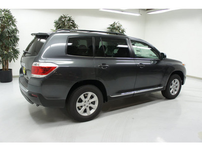 toyota highlander 2013 gray suv plus gasoline 4 cylinders front wheel drive automatic 91731