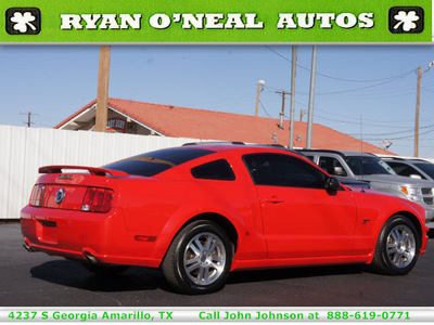 ford mustang 2005 red coupe gt deluxe 8 cylinders 4 speed automatic 79110
