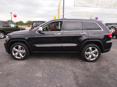 jeep grand cherokee 2011 black suv limited 8 cylinders automatic 78016