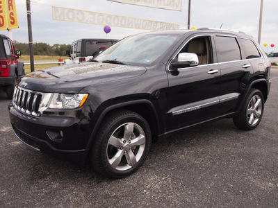 jeep grand cherokee 2011 black suv limited 8 cylinders automatic 78016