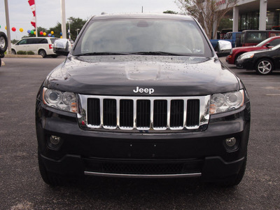 jeep grand cherokee 2011 black suv limited 8 cylinders automatic 78016