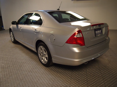 ford fusion 2011 silver sedan se 6 cylinders automatic 75219