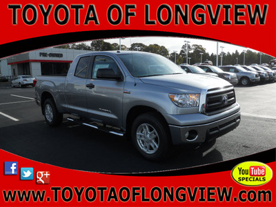 toyota tundra 2013 silver grade 8 cylinders automatic 75604