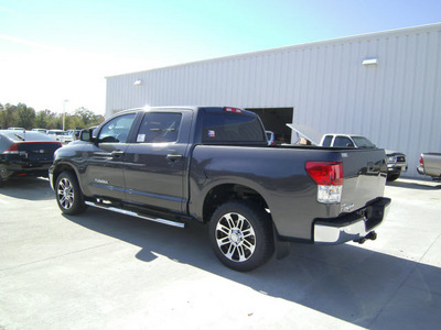 toyota tundra 2013 gray grade gasoline 8 cylinders 2 wheel drive automatic 75569