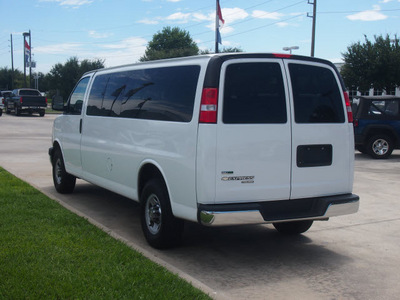 chevrolet express 2012 white van lt 3500 8 cylinders automatic 77090