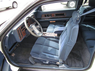 buick riviera 1989 white coupe gasoline v6 front wheel drive automatic 45840