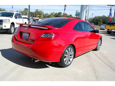 honda civic 2009 red coupe si gasoline 4 cylinders front wheel drive 6 speed manual 77706