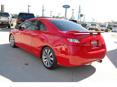 honda civic 2009 red coupe si gasoline 4 cylinders front wheel drive 6 speed manual 77706