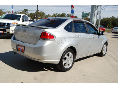 ford focus 2009 gray sedan ses gasoline 4 cylinders front wheel drive automatic with overdrive 77706