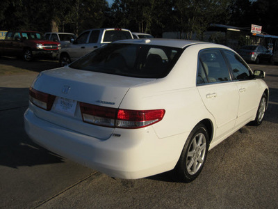 honda accord 2004 white sedan ex v 6 6 cylinders automatic 77379
