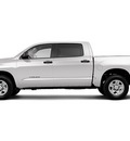 toyota tundra 2013 8 cylinders not specified 78006