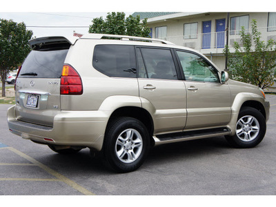 lexus gx 470 2005 gold suv gasoline 8 cylinders 4 wheel drive automatic 78753