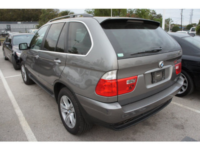 bmw x5 2005 gray suv 4 4i gasoline 8 cylinders all whee drive automatic 78729