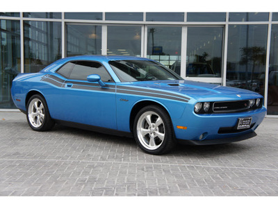 dodge challenger 2010 blue coupe r t classic 8 cylinders automatic 78216