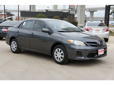 toyota corolla 2013 gray sedan l 4 cylinders automatic 78232