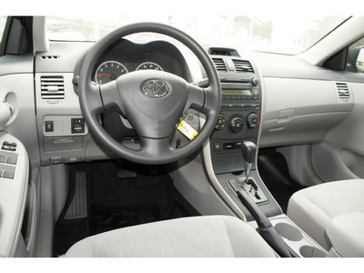 toyota corolla 2013 gray sedan l 4 cylinders automatic 78232