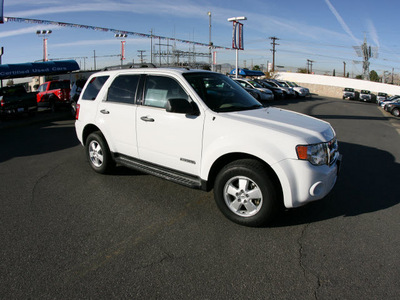 ford escape 2008 oxford white suv xlt gasoline 4 cylinders front wheel drive automatic 79925