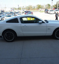 ford mustang 2012 white coupe gt gasoline 8 cylinders rear wheel drive automatic with overdrive 77836
