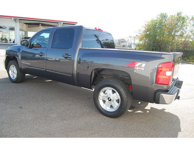 chevrolet silverado 1500 2011 dk  gray lt 8 cylinders automatic with overdrive 77632