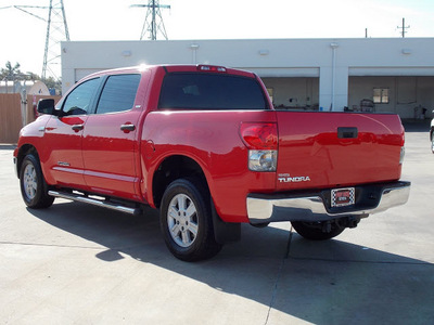 toyota tundra 2009 red sr5 gasoline 8 cylinders 2 wheel drive automatic with overdrive 77469