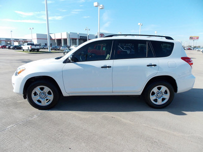 toyota rav4 2012 white suv gasoline 4 cylinders 2 wheel drive automatic with overdrive 77469