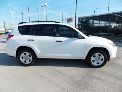 toyota rav4 2012 white suv gasoline 4 cylinders 2 wheel drive automatic with overdrive 77469