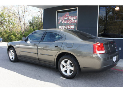 dodge charger 2009 gray sedan se gasoline 6 cylinders rear wheel drive automatic 76513