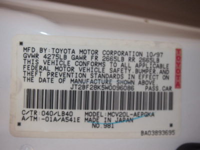 toyota camry 1998 white sedan xle v6 gasoline 6 cylinders front wheel drive automatic with overdrive 76116