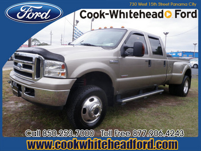 ford f 350 super duty 2006 gold lariat diesel 8 cylinders 4 wheel drive automatic with overdrive 32401