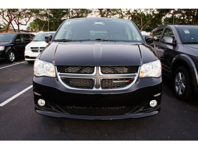 dodge grand caravan 2013 black van flex fuel 6 cylinders front wheel drive automatic 33157