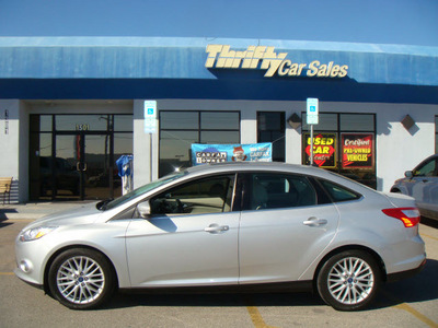 ford focus 2012 silver sedan 4 cylinders automatic 79936