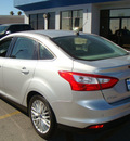 ford focus 2012 silver sedan 4 cylinders automatic 79936