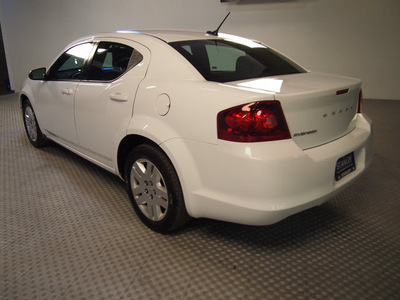 dodge avenger 2011 bright white clear sedan express gasoline 4 cylinders front wheel drive automatic 75219
