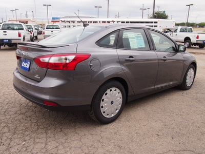 ford focus 2013 gray sedan se flex fuel 4 cylinders front wheel drive automatic 78861