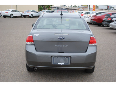 ford focus 2010 dk  gray sedan 4 cylinders automatic 78572